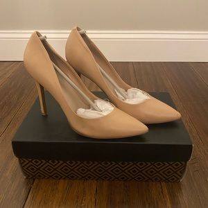 Charles David Leather Heels